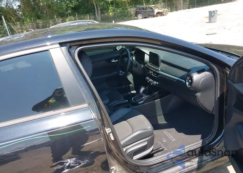 2021 Kia Forte Gt-Line из США, поврежденный, VIN 3KPF34AD2ME321755